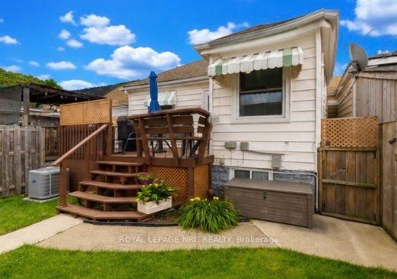 237 PALING Avenue