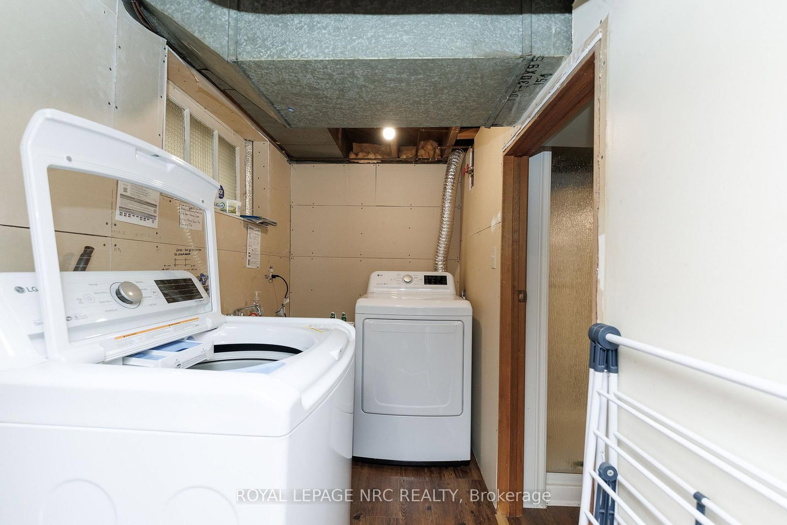 237 PALING Avenue • Hamilton, ON photo 32