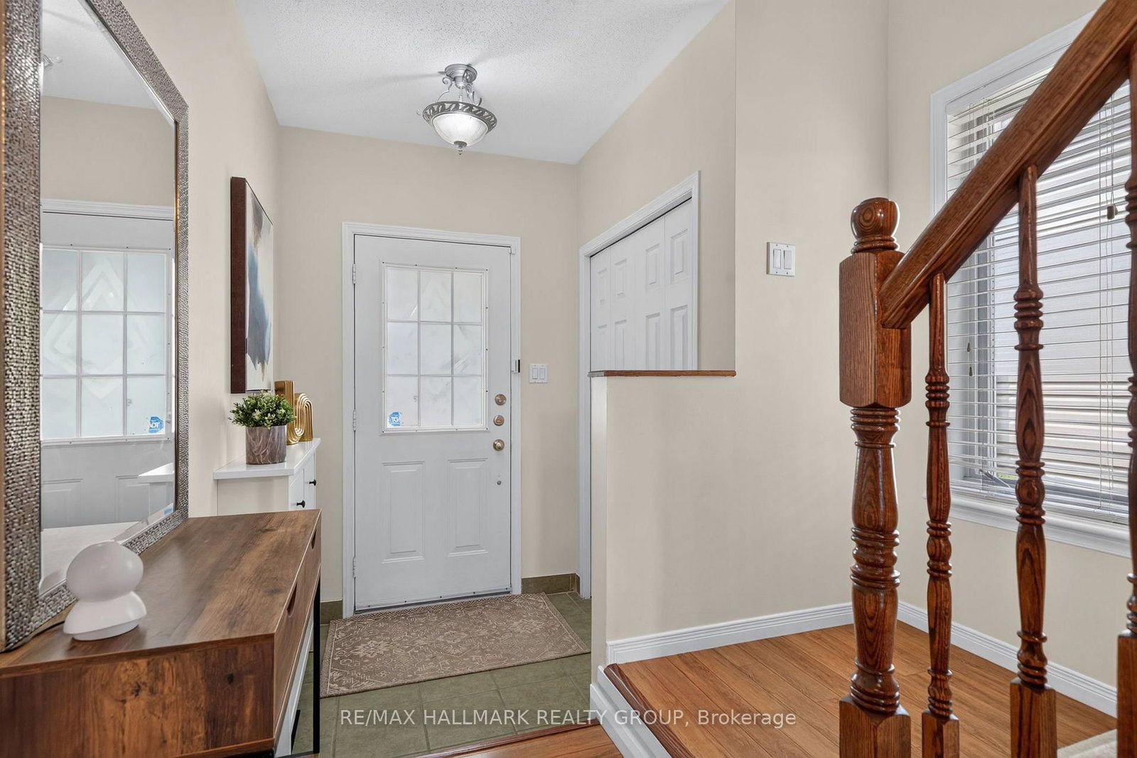 63 Palmadeo Drive • Ottawa, ON photo 3