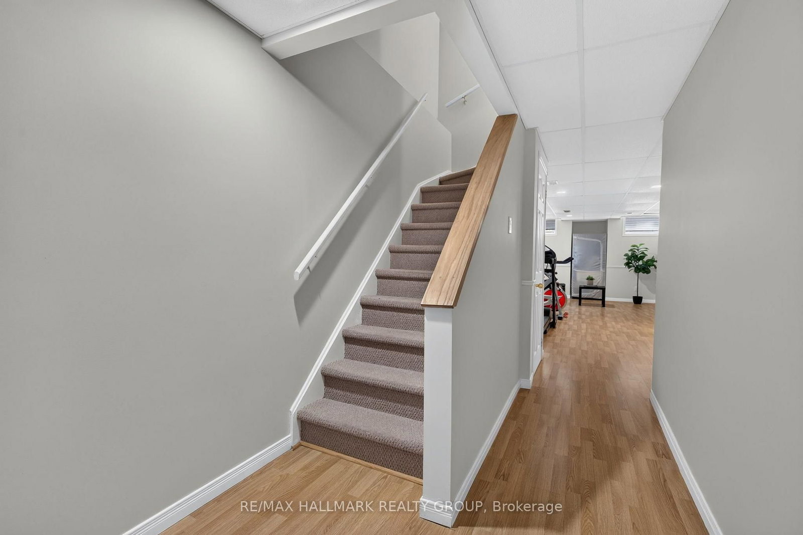 63 Palmadeo Drive • Ottawa, ON photo 32