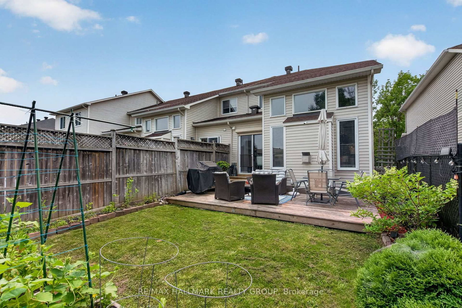 63 Palmadeo Drive • Ottawa, ON photo 37