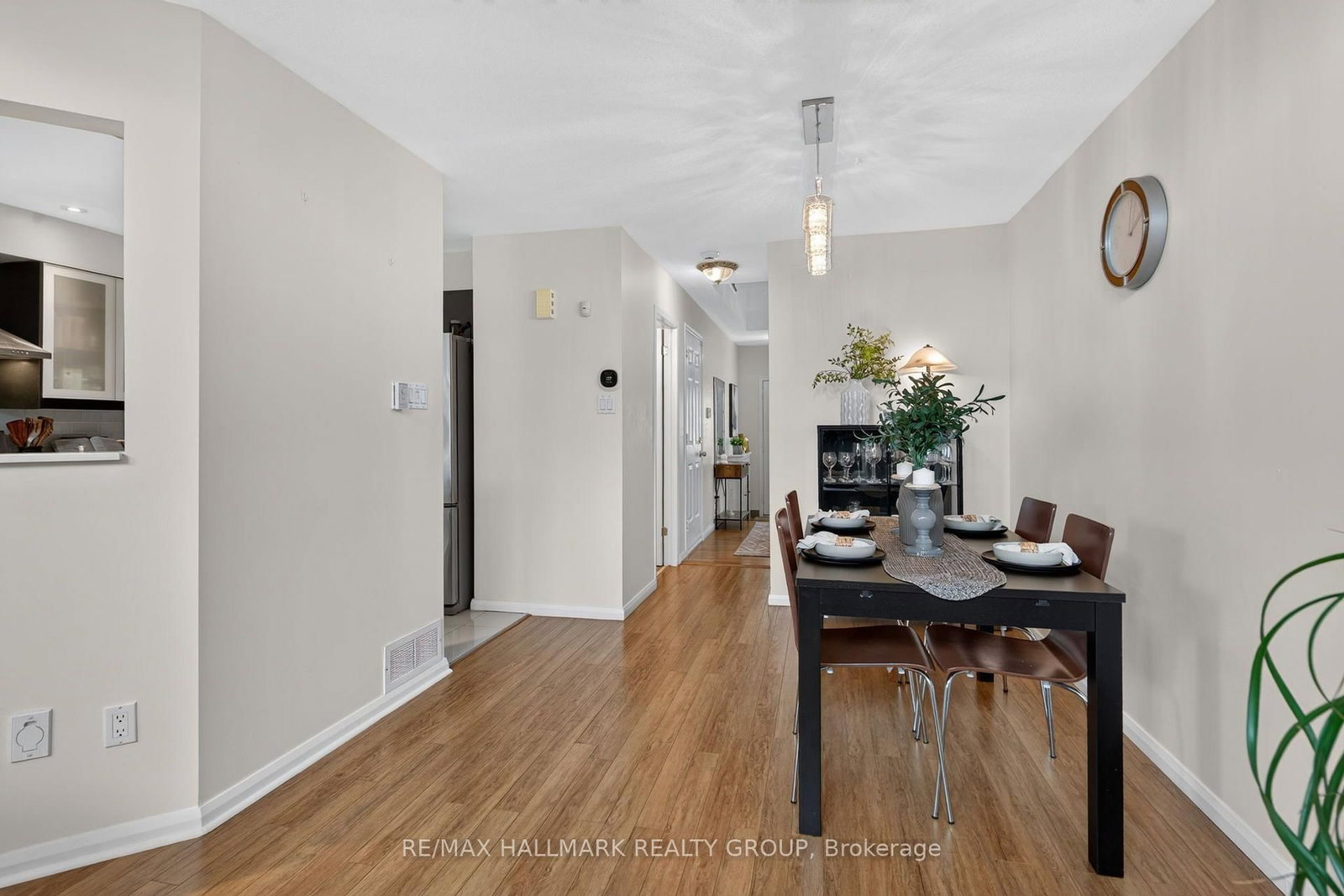 63 Palmadeo Drive • Ottawa, ON photo 9