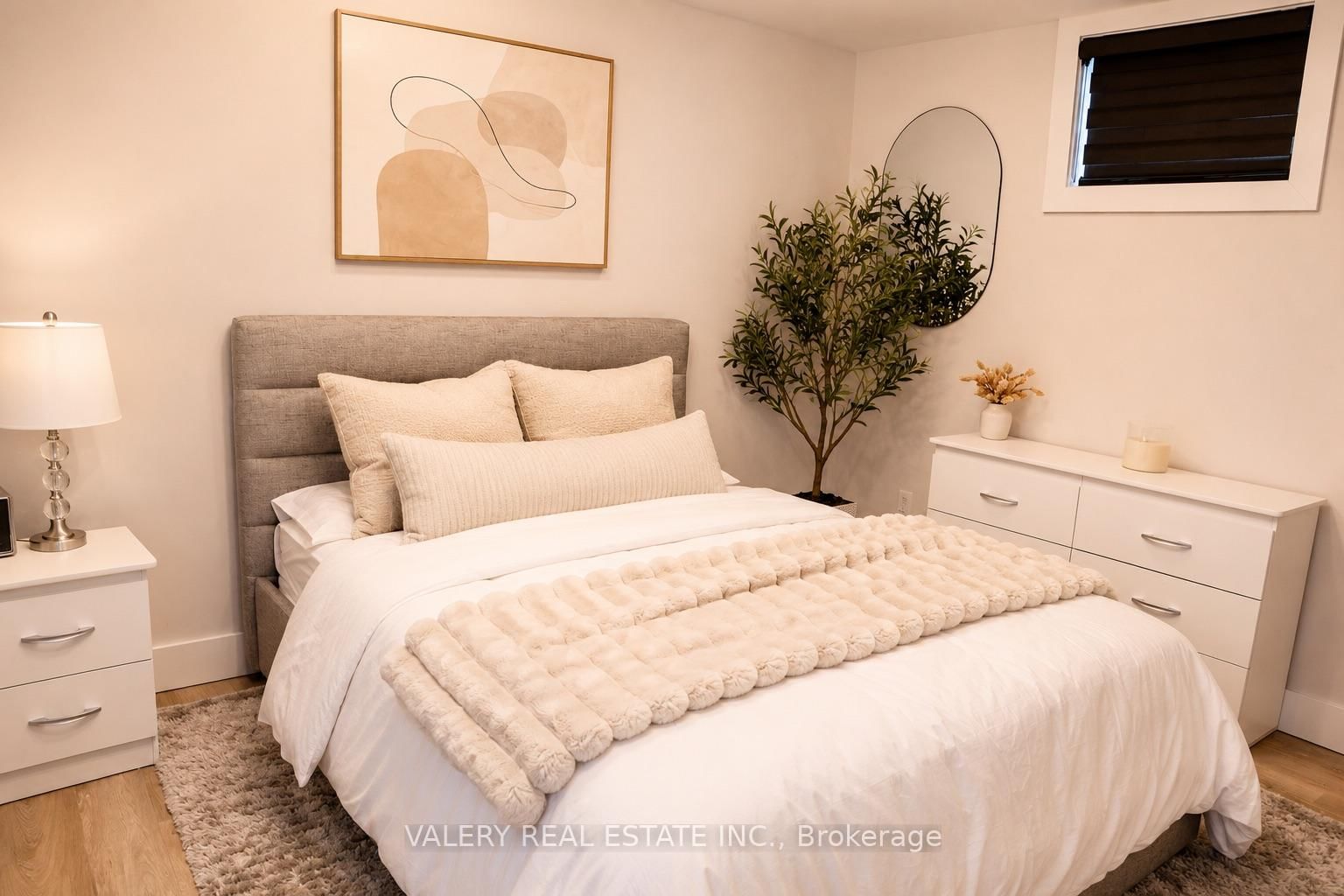 33 Chilton Drive • Hamilton, ON photo 15