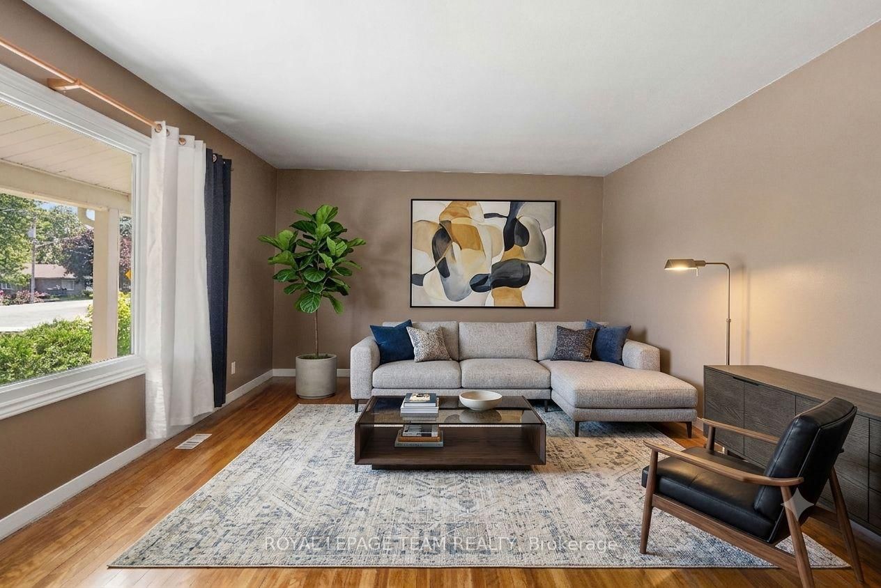 12029 Main Street • North Dundas, ON photo 7