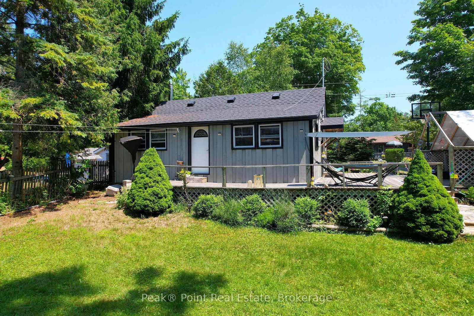 36 Barrie Avenue • South Bruce Peninsula, ON photo 8