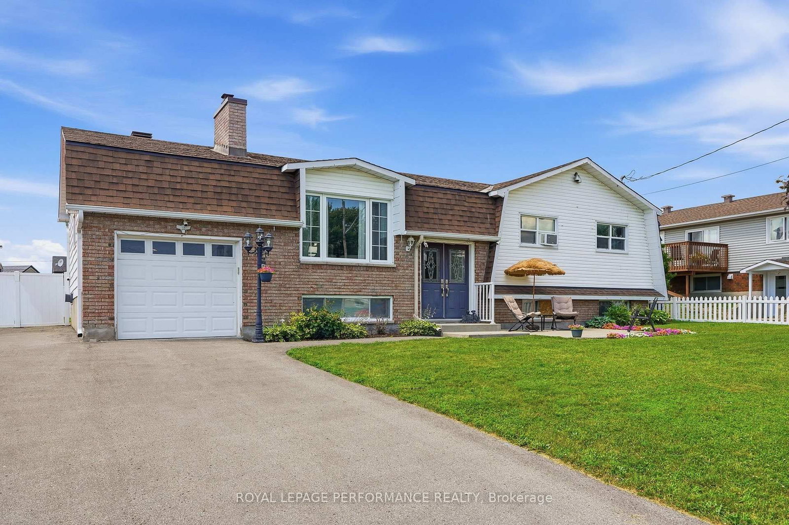 321 Sainte-Anne Street • Clarence-Rockland, ON photo 2