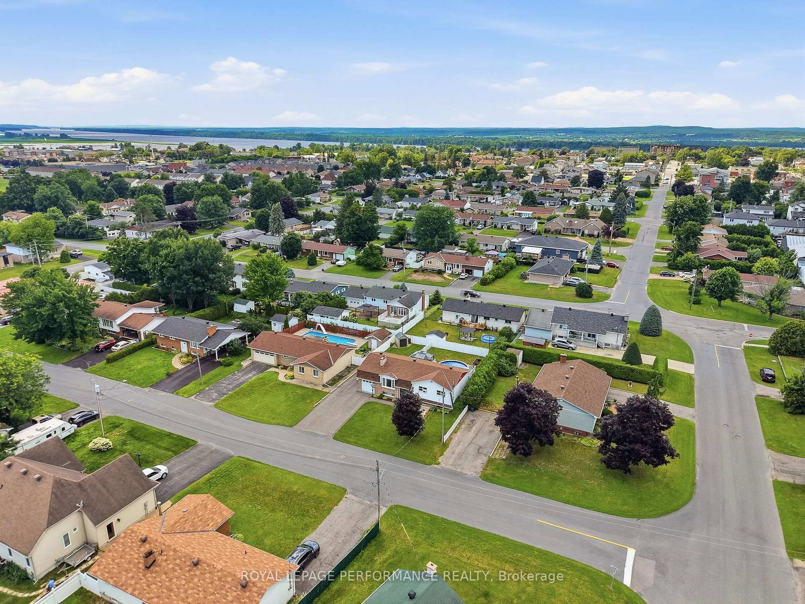 321 Sainte-Anne Street • Clarence-Rockland, ON photo 34