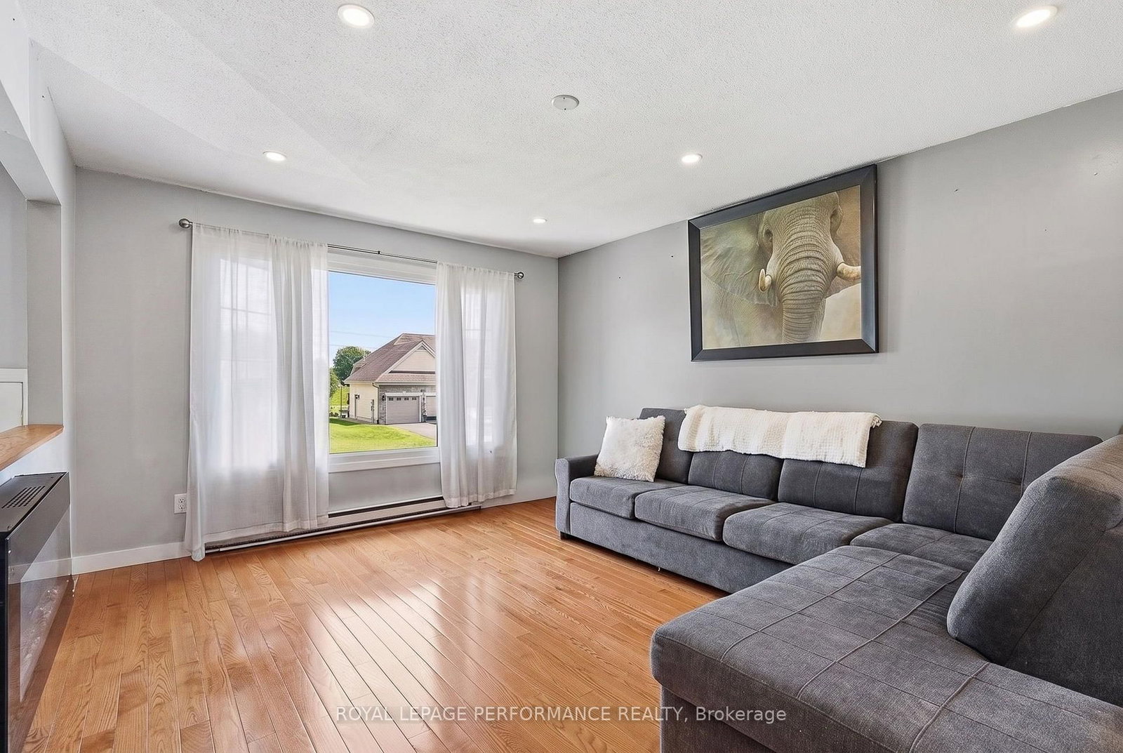 321 Sainte-Anne Street • Clarence-Rockland, ON photo 5