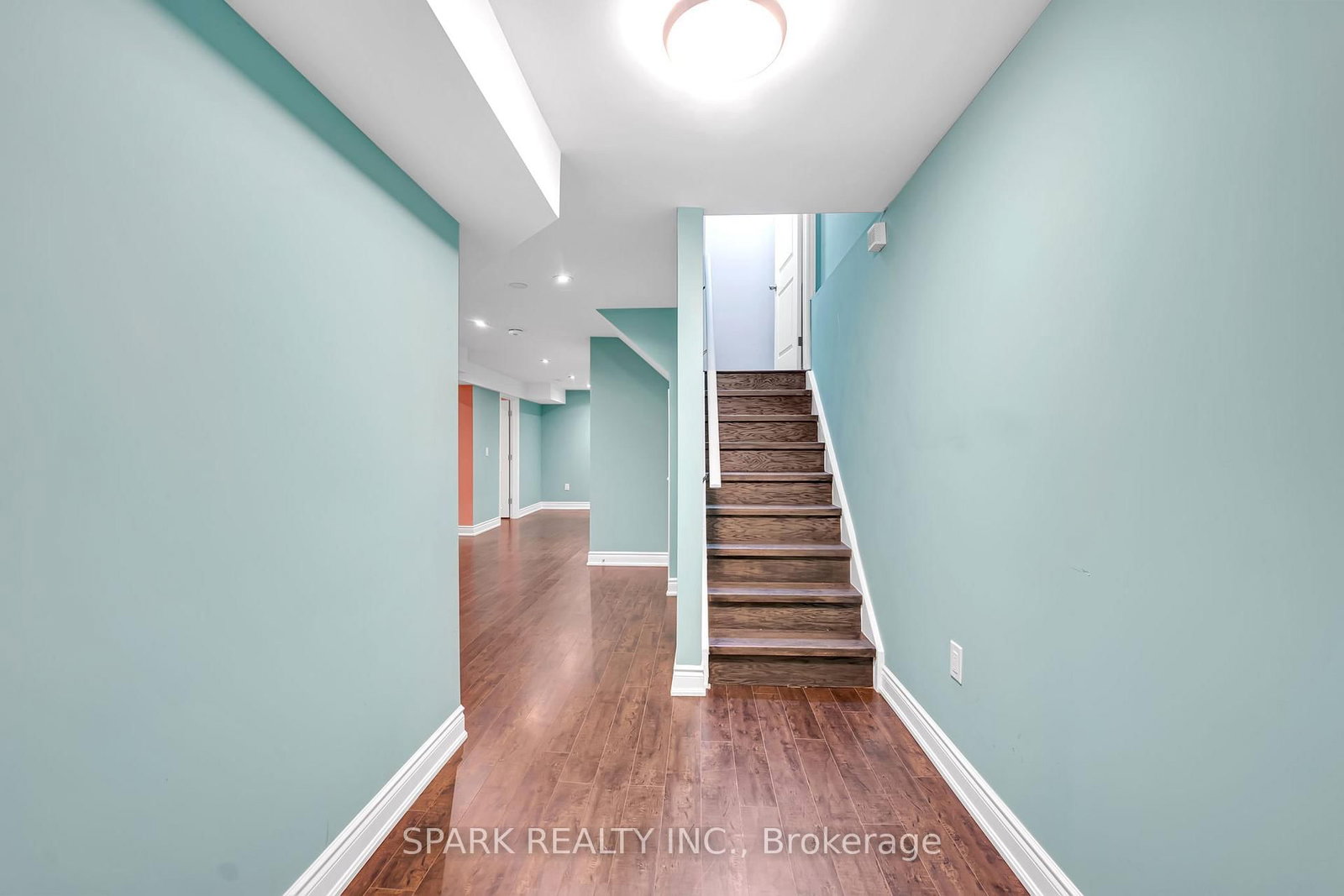 4 Cutts Crescent • Hamilton, ON photo 16
