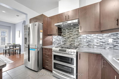 4 Cutts Crescent • Hamilton, ON photo 9