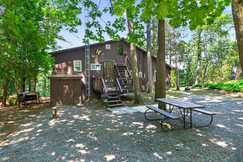 468 Moorhead Lane