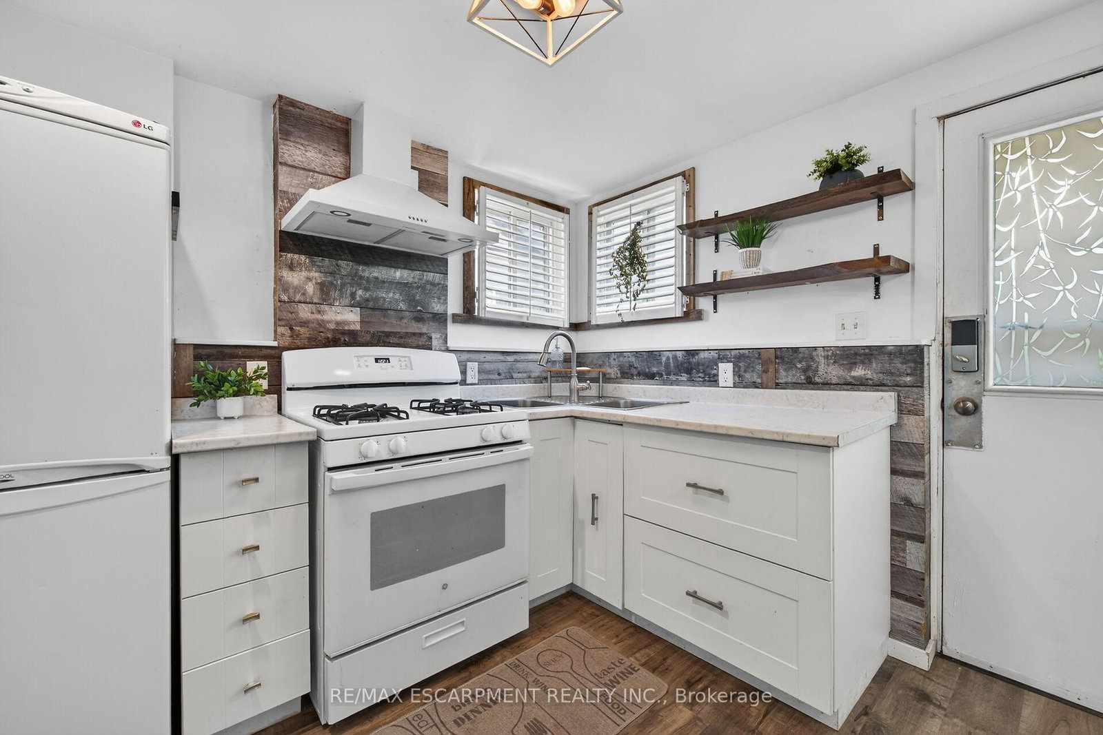 3824 Roxborough Avenue • Fort Erie, ON photo 29