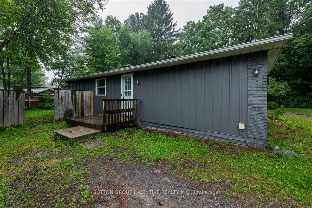 159 Toronto Street • Bracebridge, ON photo 3