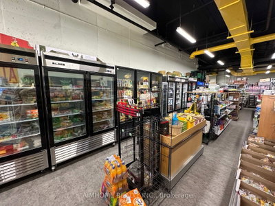 Commercial/Retail for sale at 102-318 Spruce Street, Waterloo, Ontario, N2L 0E9 - MLS: X13574974