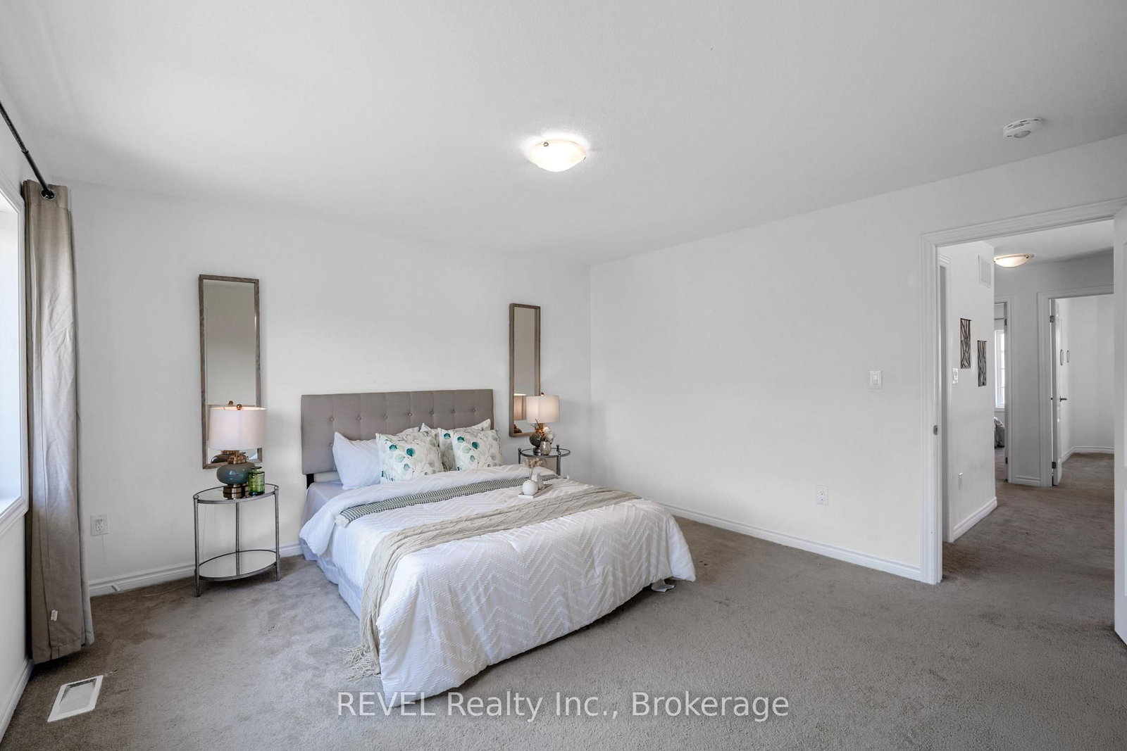 20 Ever Sweet Way • Thorold, ON photo 14