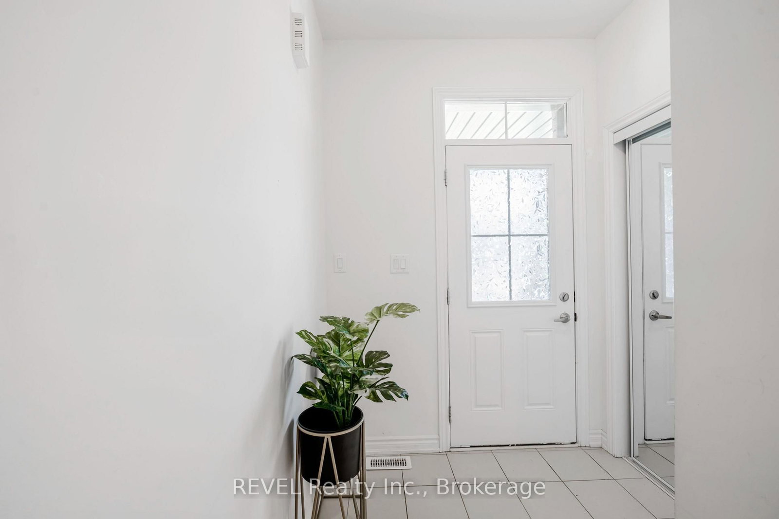 20 Ever Sweet Way • Thorold, ON photo 4