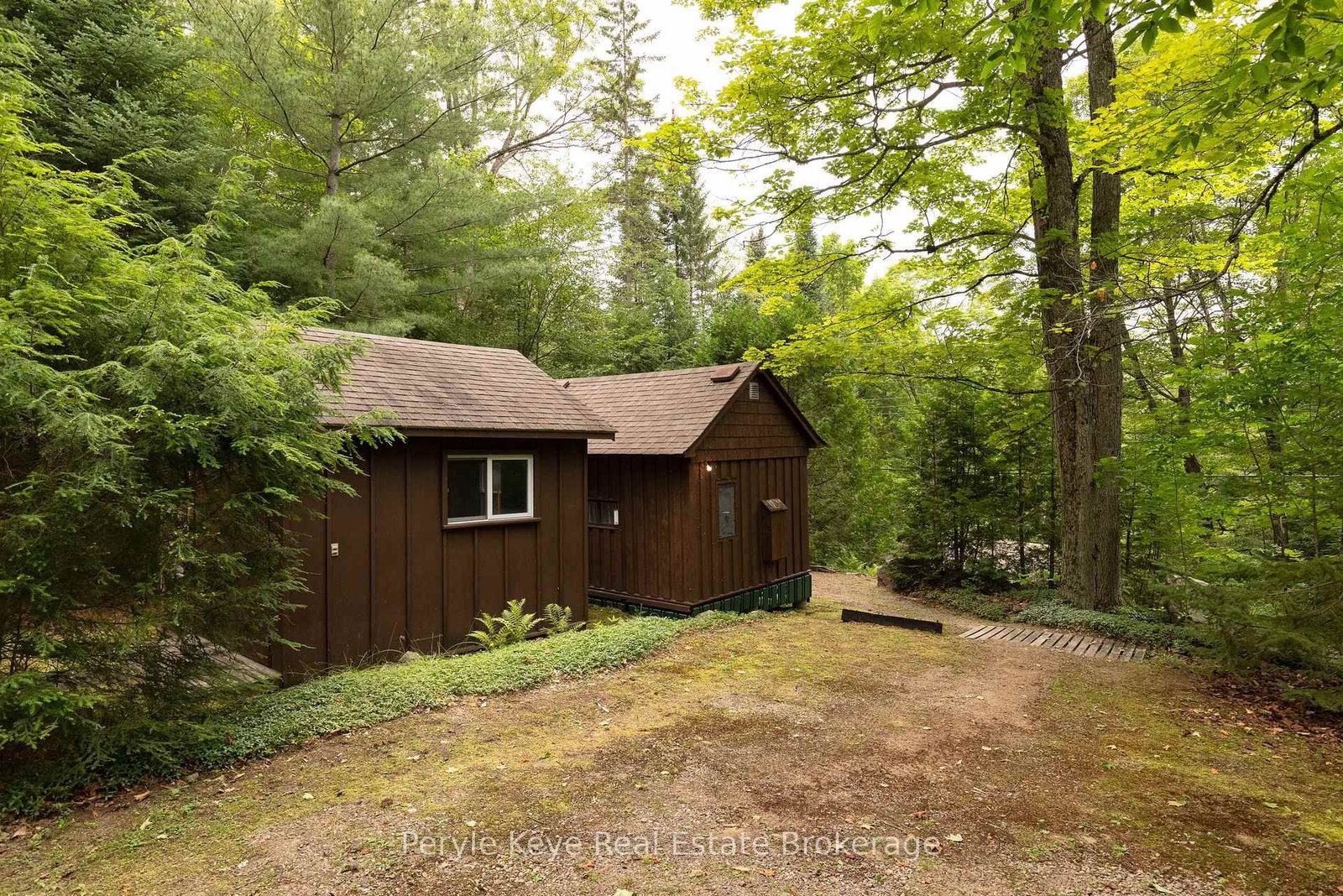 1057 H R S Road • Bracebridge, ON photo 34