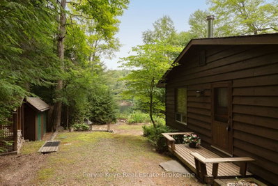 1057 H R S Road • Bracebridge, ON photo 9