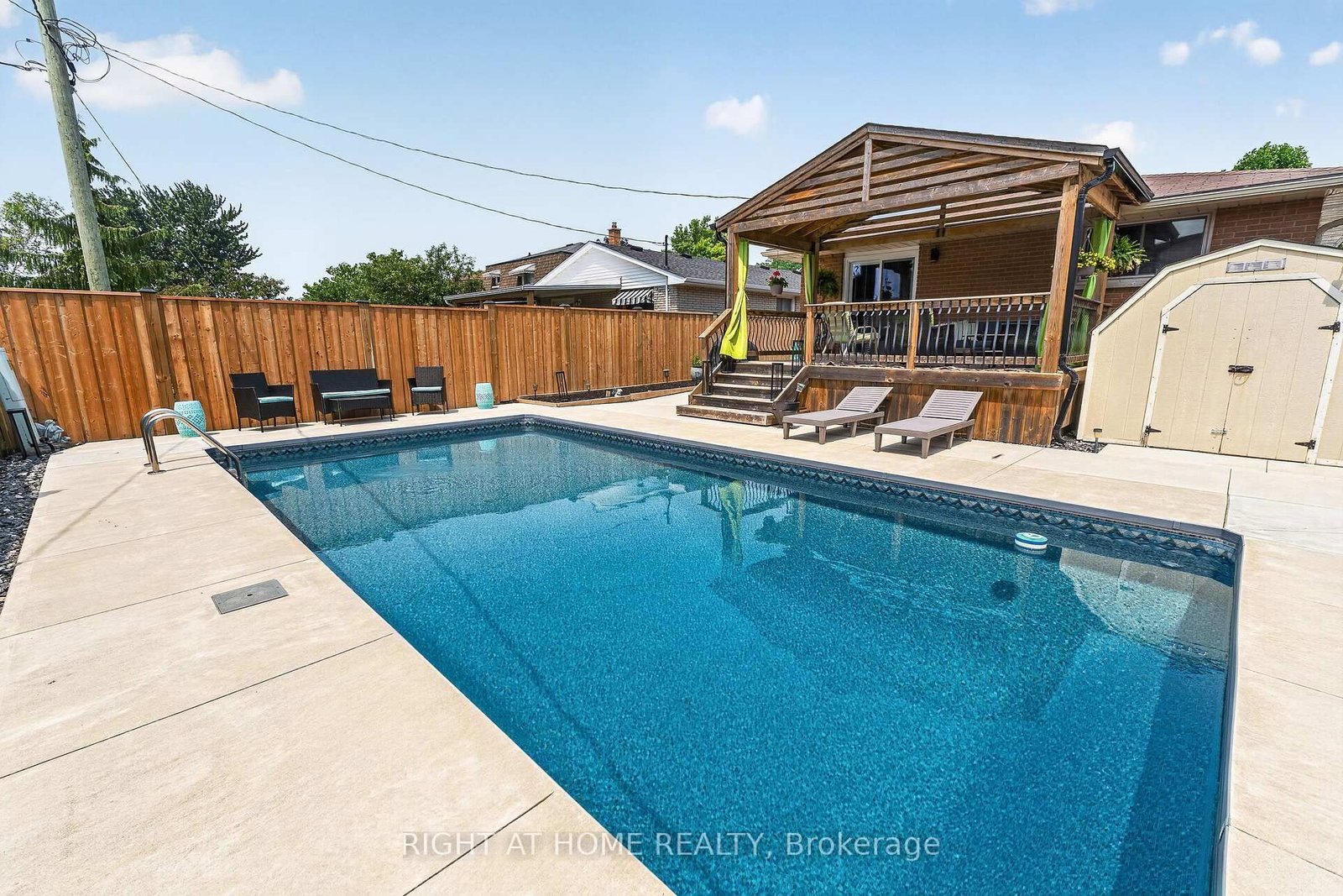 27 Dyer Street • St. Thomas, ON photo 40