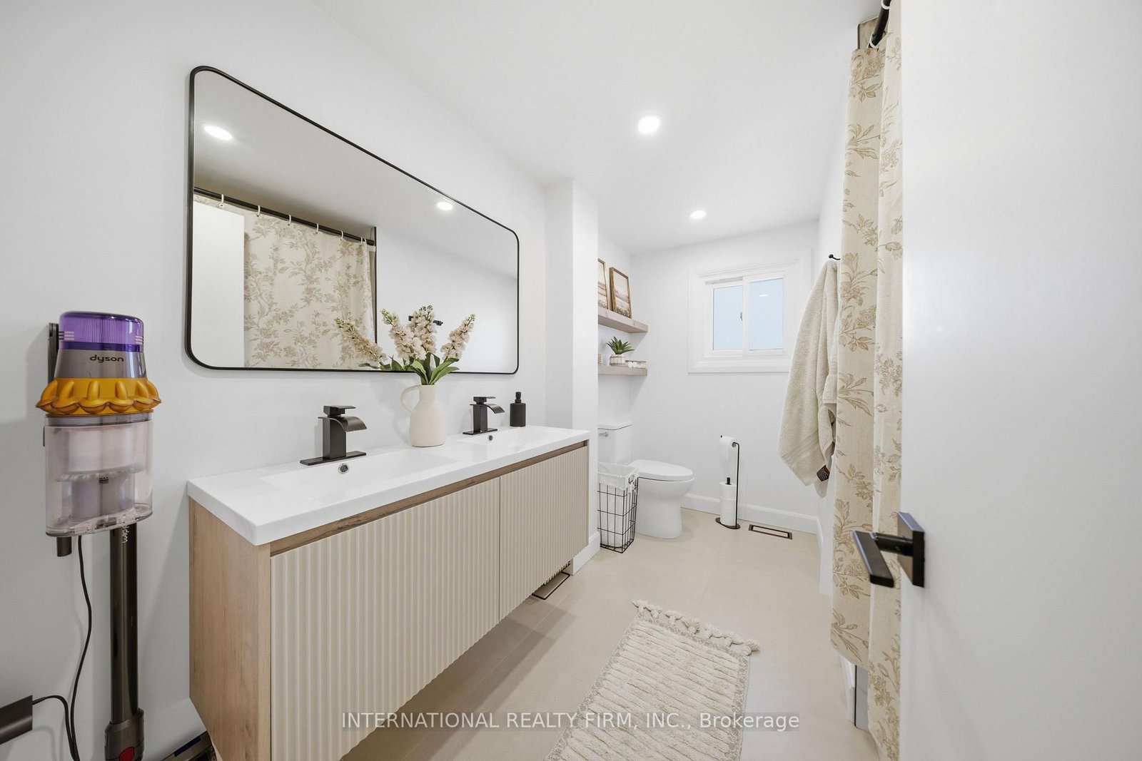 28 Debby Crescent • Brantford, ON photo 17