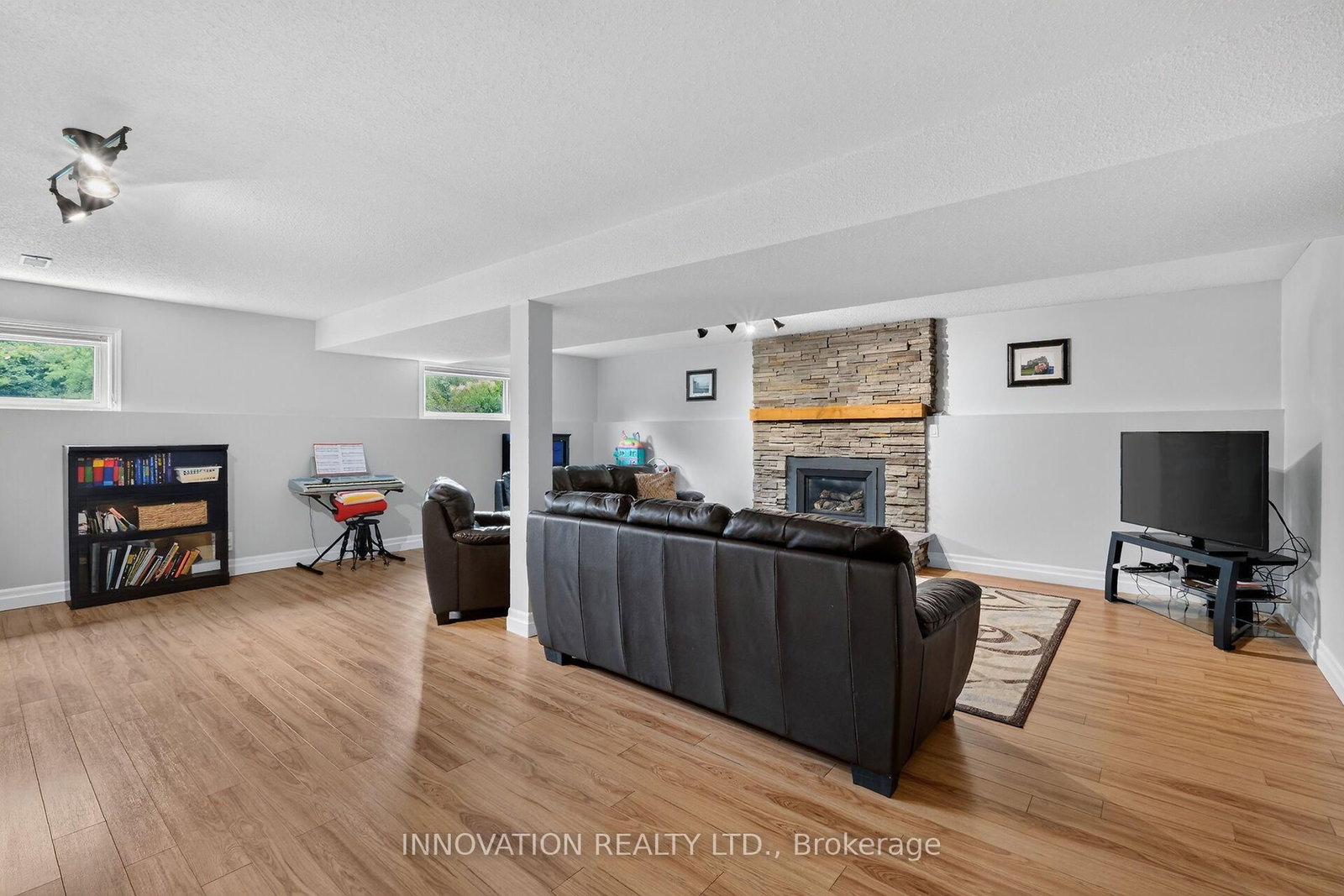2675 Cindy Court • Metcalfe, ON photo 27