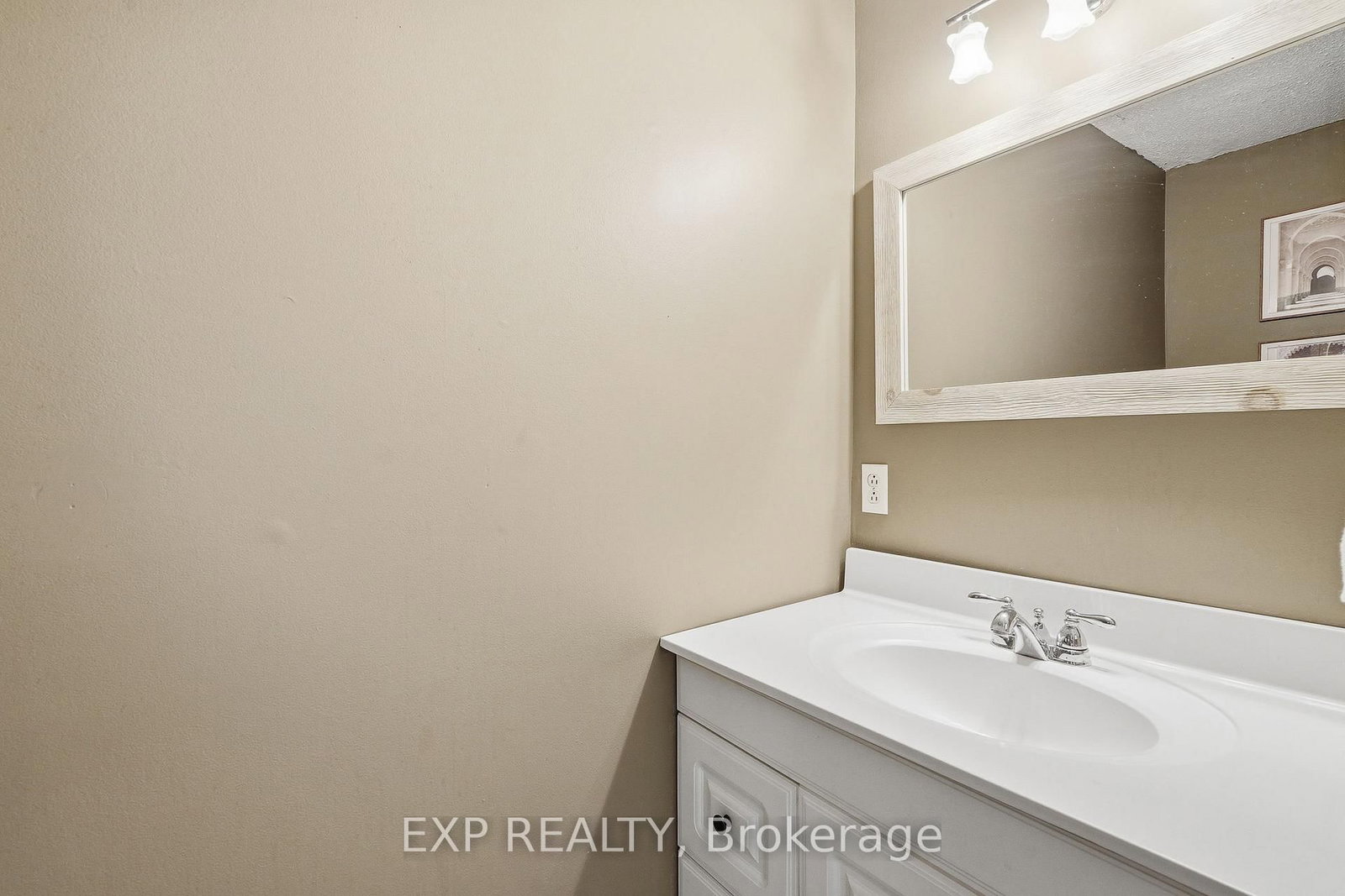 810 CARON Street • Clarence-Rockland, ON photo 10
