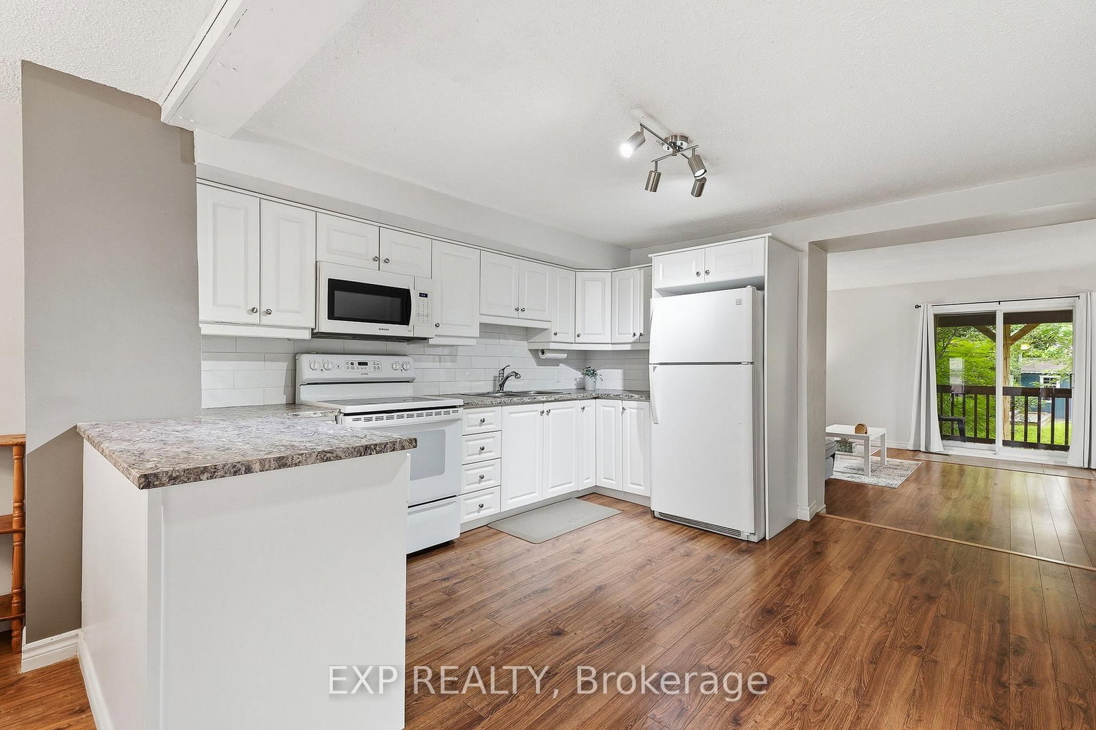 810 CARON Street • Clarence-Rockland, ON photo 13