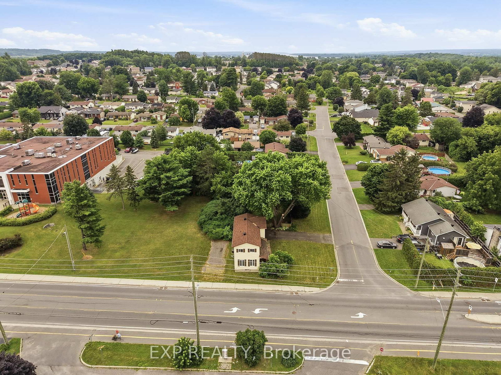 810 CARON Street • Clarence-Rockland, ON photo 34