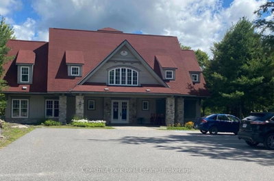 301 EMERALD HILLS Court • #11 • Seguin, ON photo 3