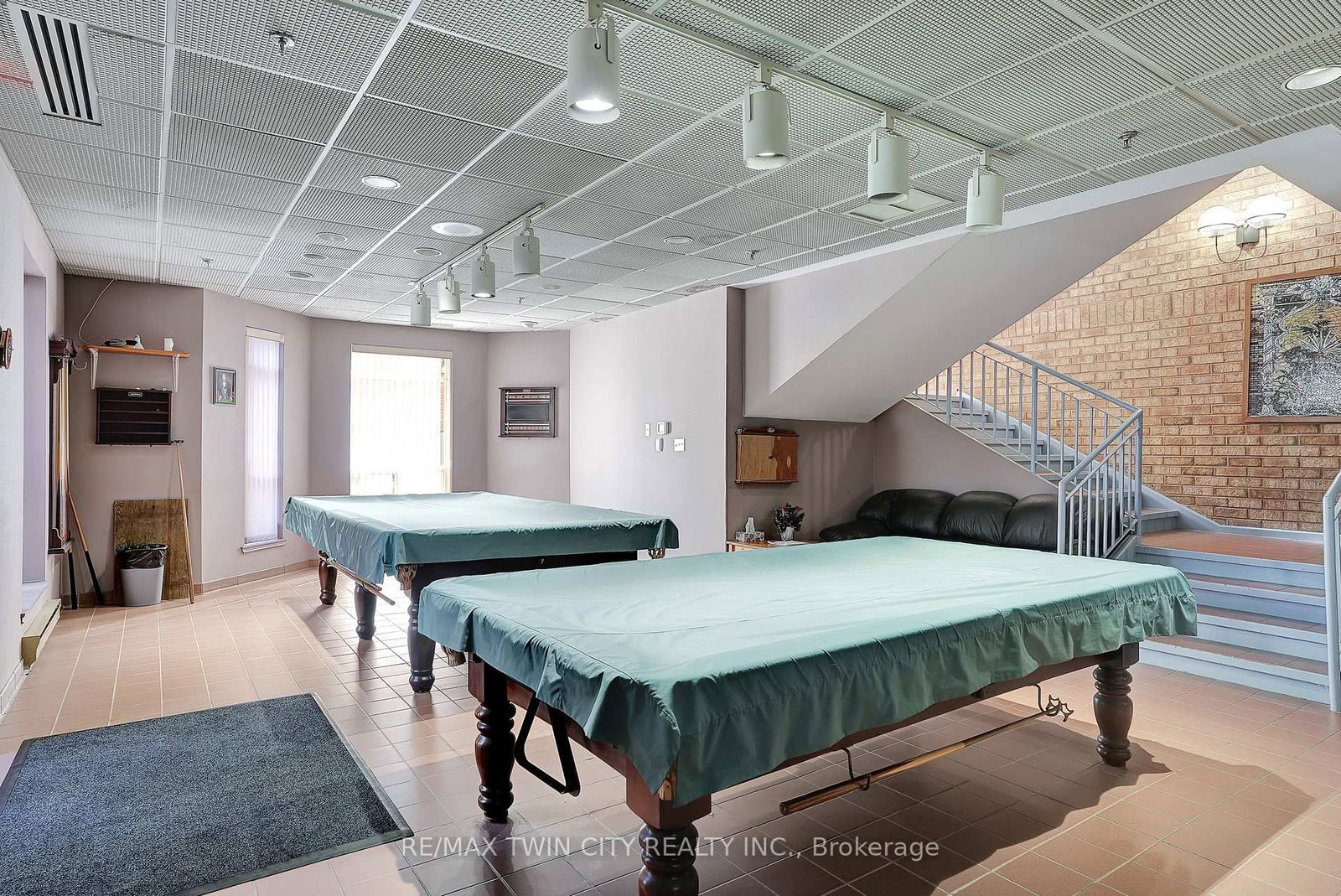 803 - 1414 King St, Kitchener, view 32