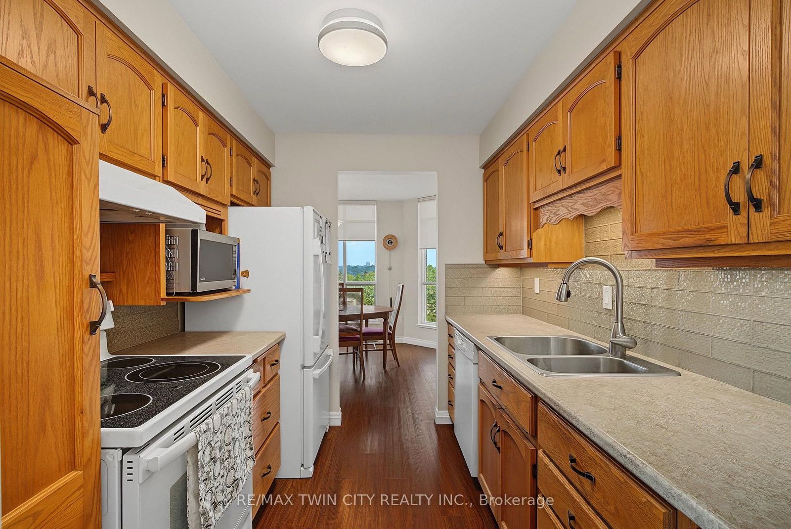 803 - 1414 King St, Kitchener, view 7
