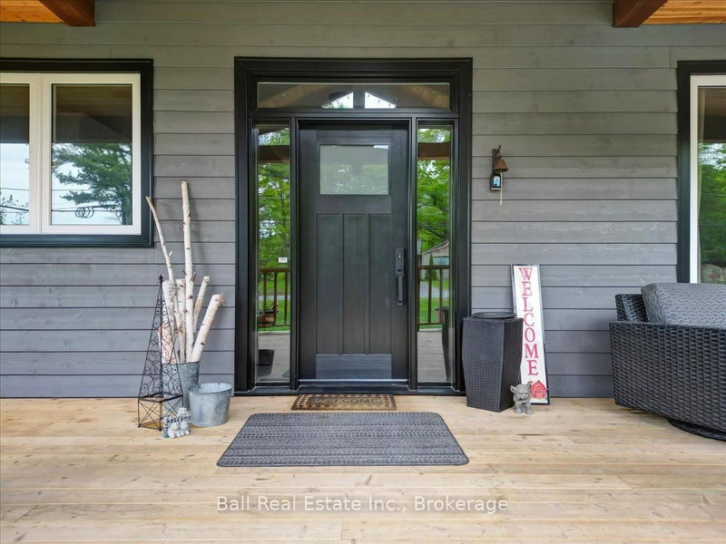 18 Six Foot Bay Road