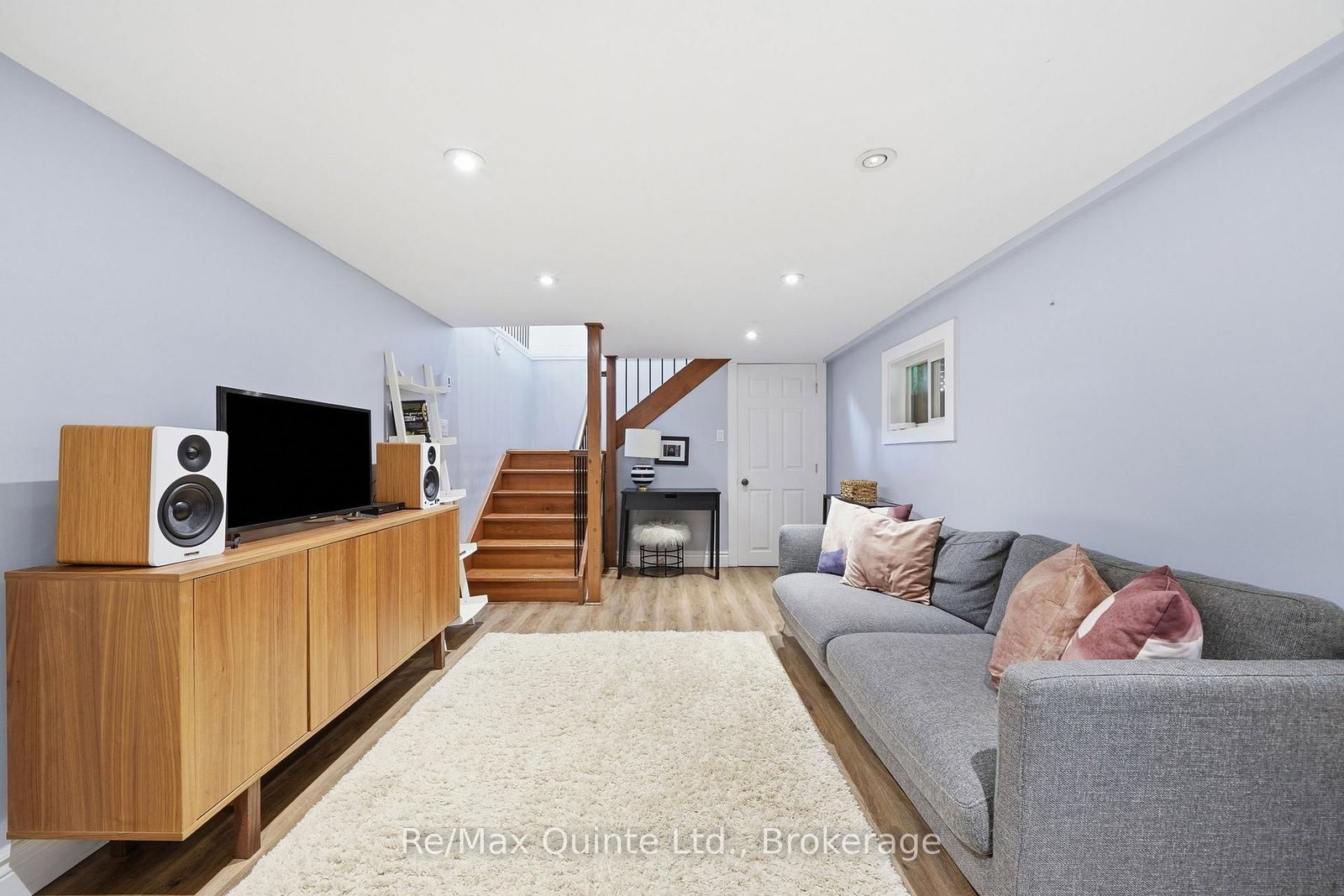 6 Grays Lane • Prince Edward County, ON photo 27