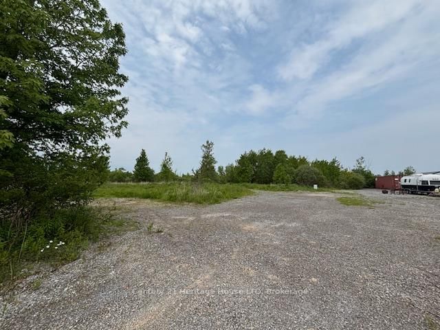 655 Pleasant Beach Road • Port Colborne, ON photo 4