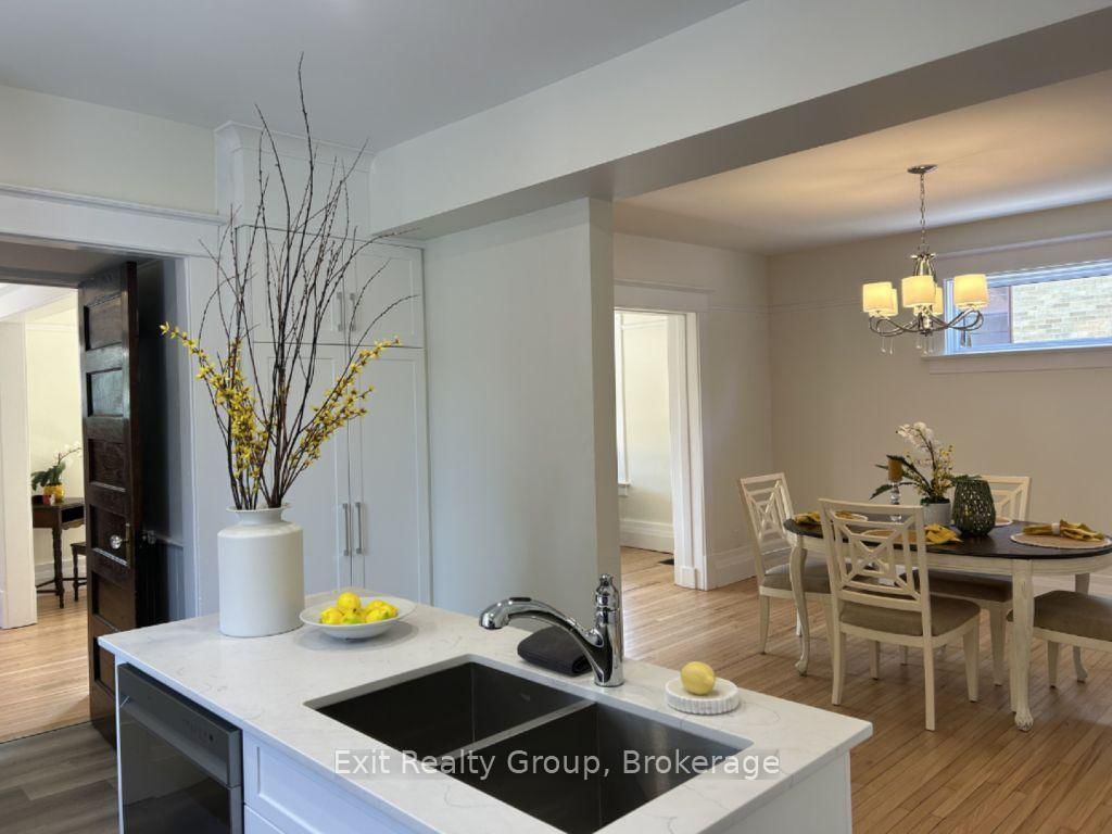90 Byron Street • Quinte West, ON photo 14