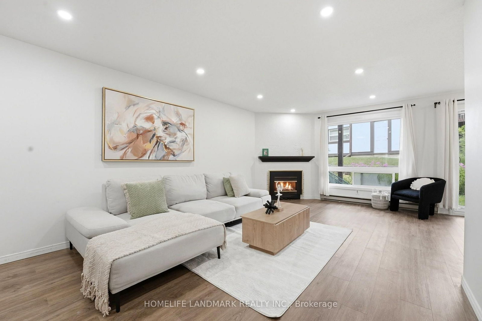 7 Harness Lane • #B • Ottawa, ON photo 12