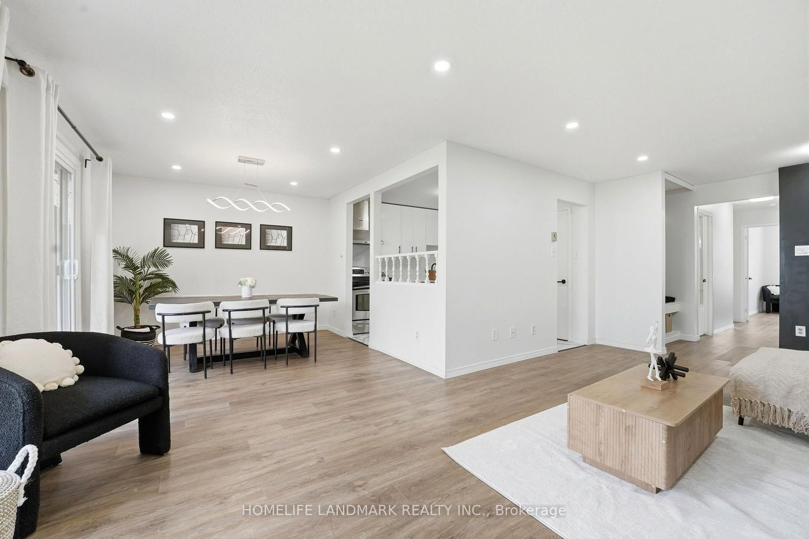 7 Harness Lane • #B • Ottawa, ON photo 14