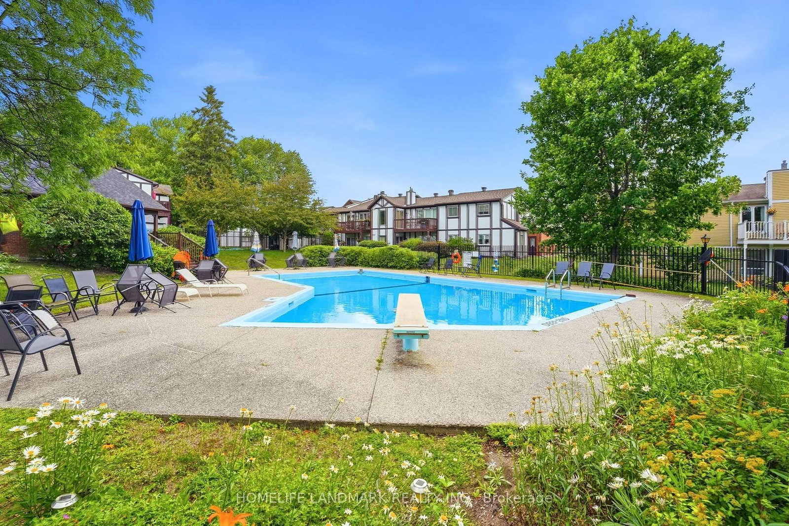 7 Harness Lane • #B • Ottawa, ON photo 38
