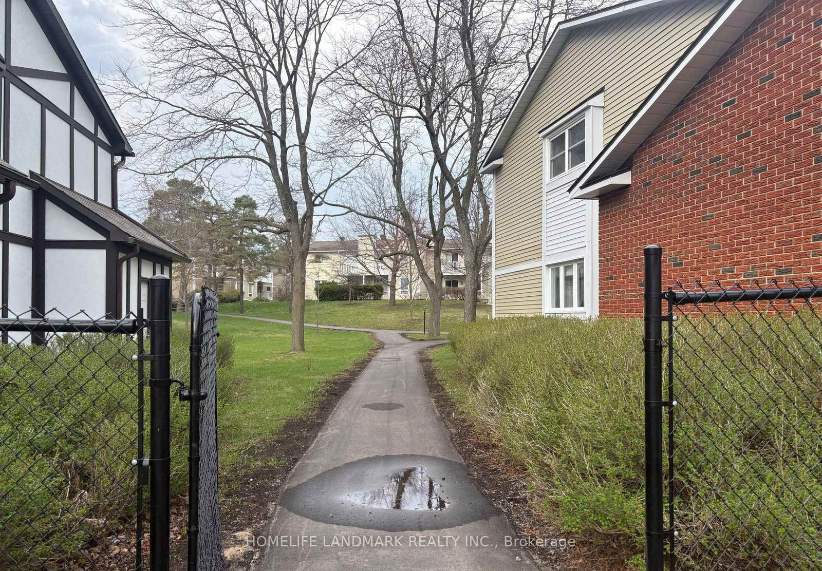 7 Harness Lane • #B • Ottawa, ON photo 42