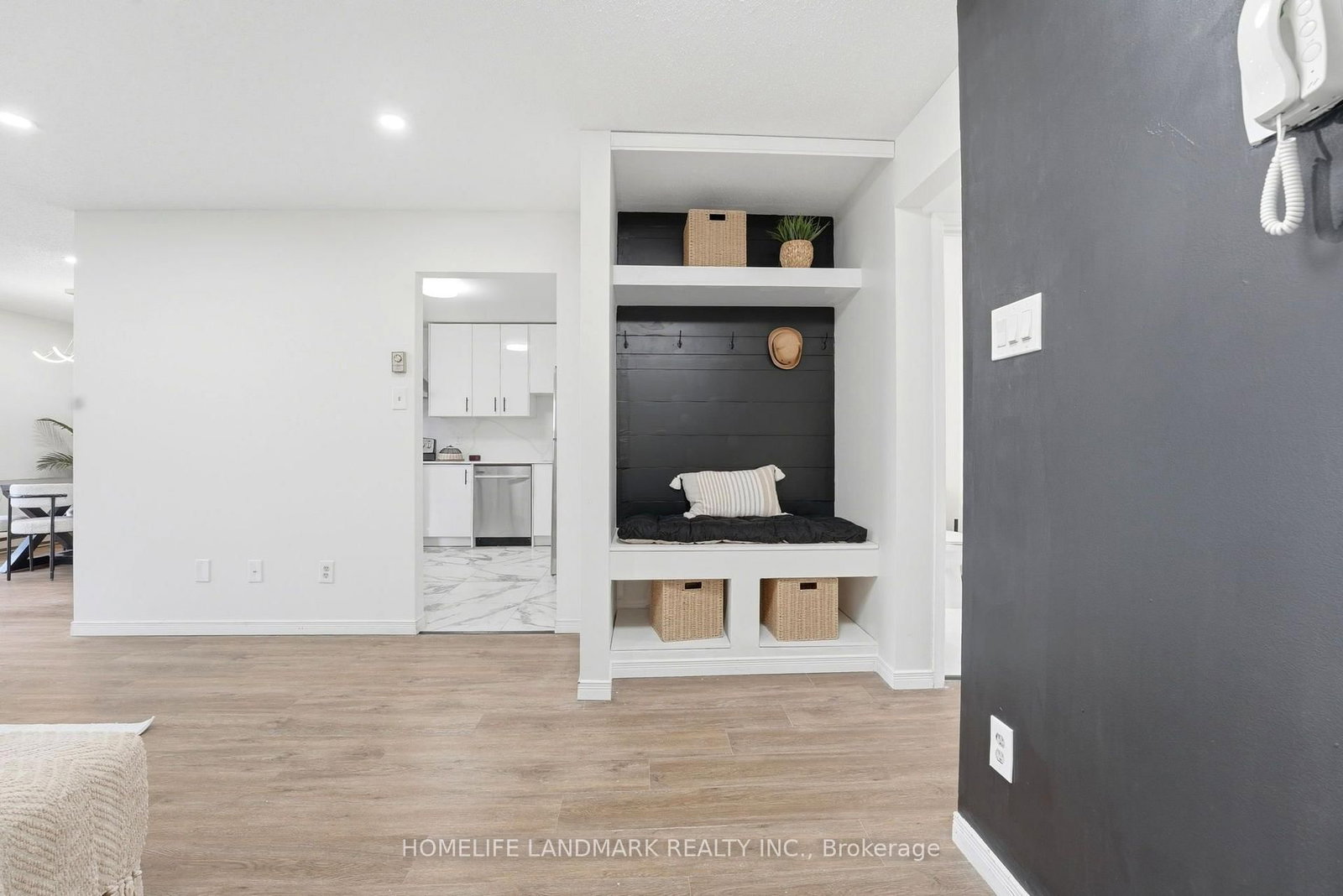 7 Harness Lane • #B • Ottawa, ON photo 8
