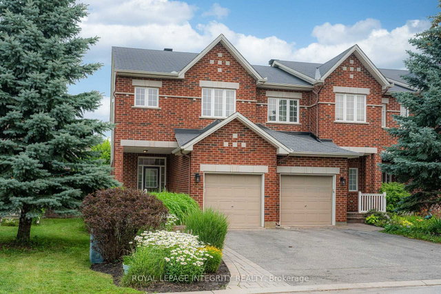 748 Bowercrest Crescent