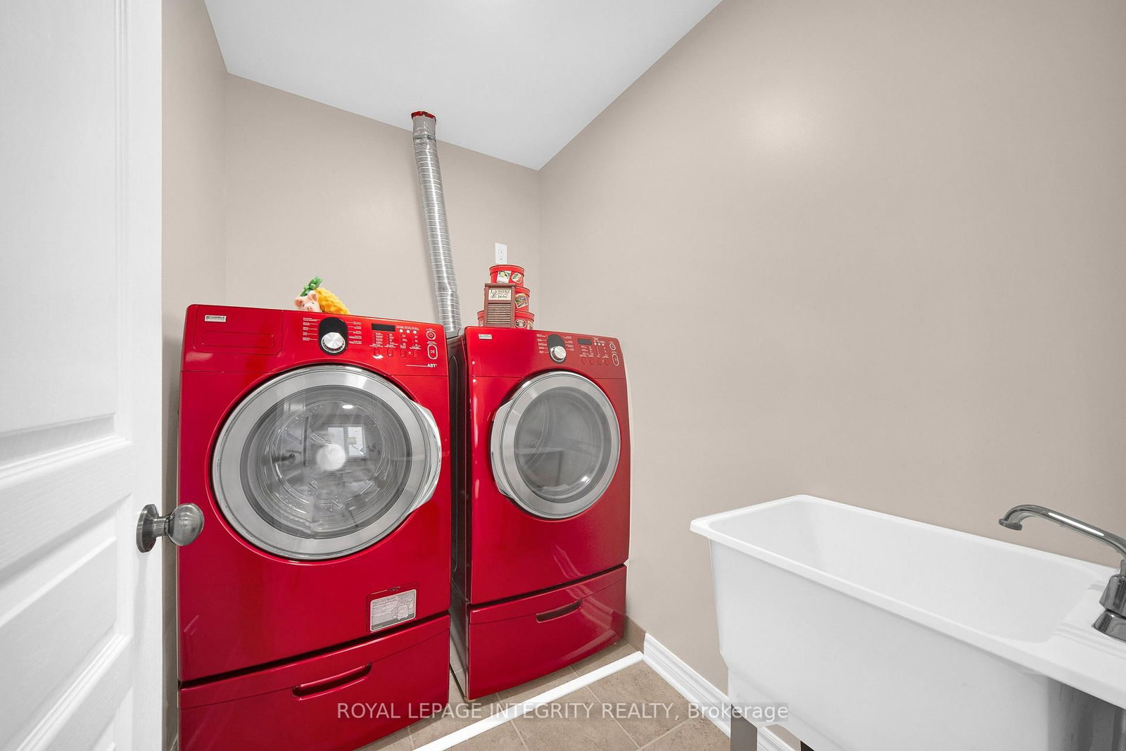 748 Bowercrest Crescent • Ottawa, ON photo 39