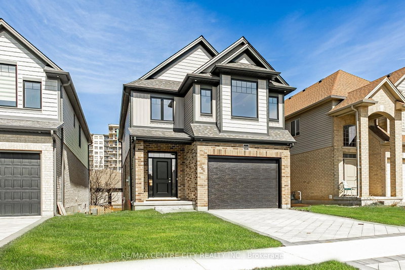 1596 Noah Bend