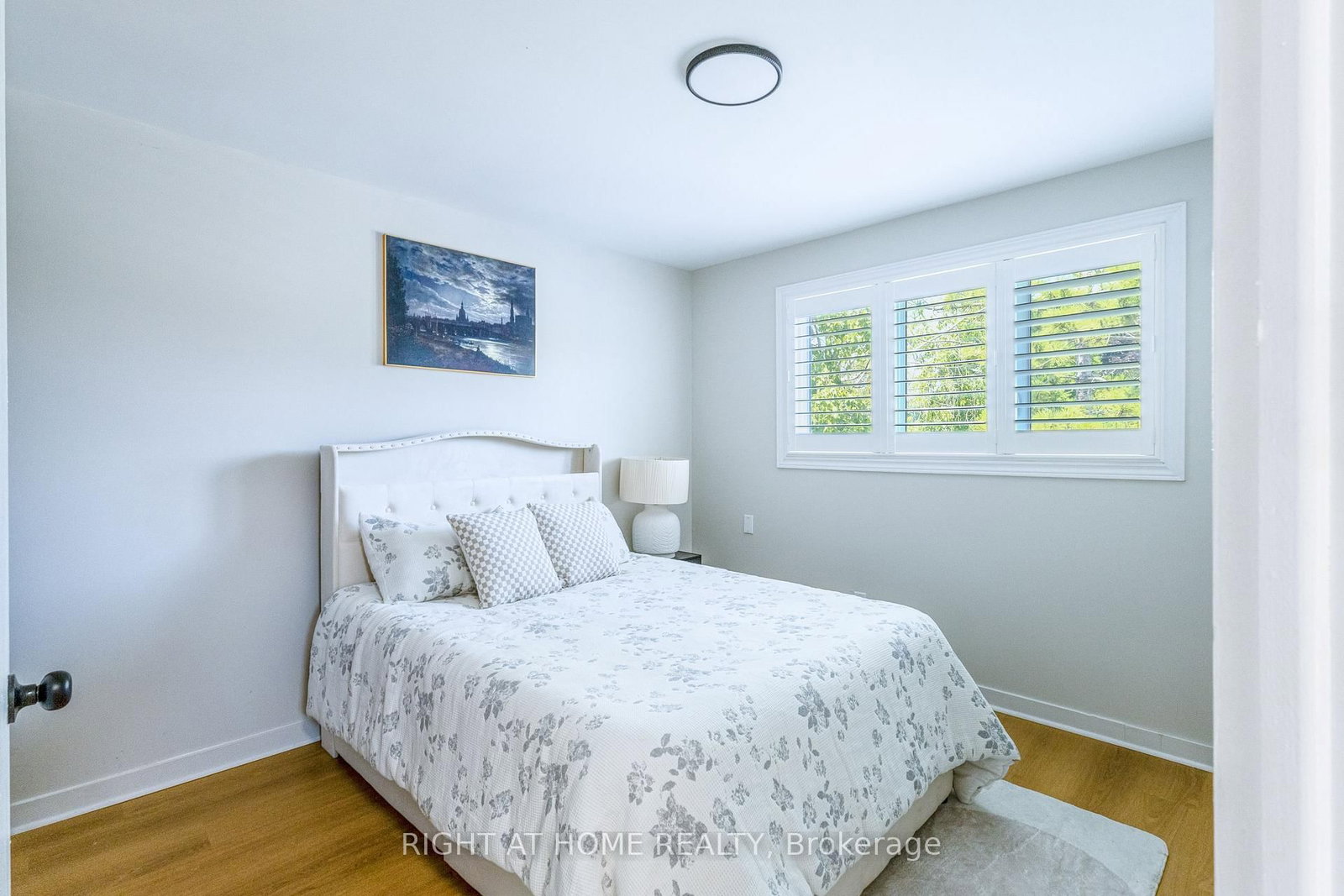 161 Pheasant Run Drive • Ottawa, ON photo 10