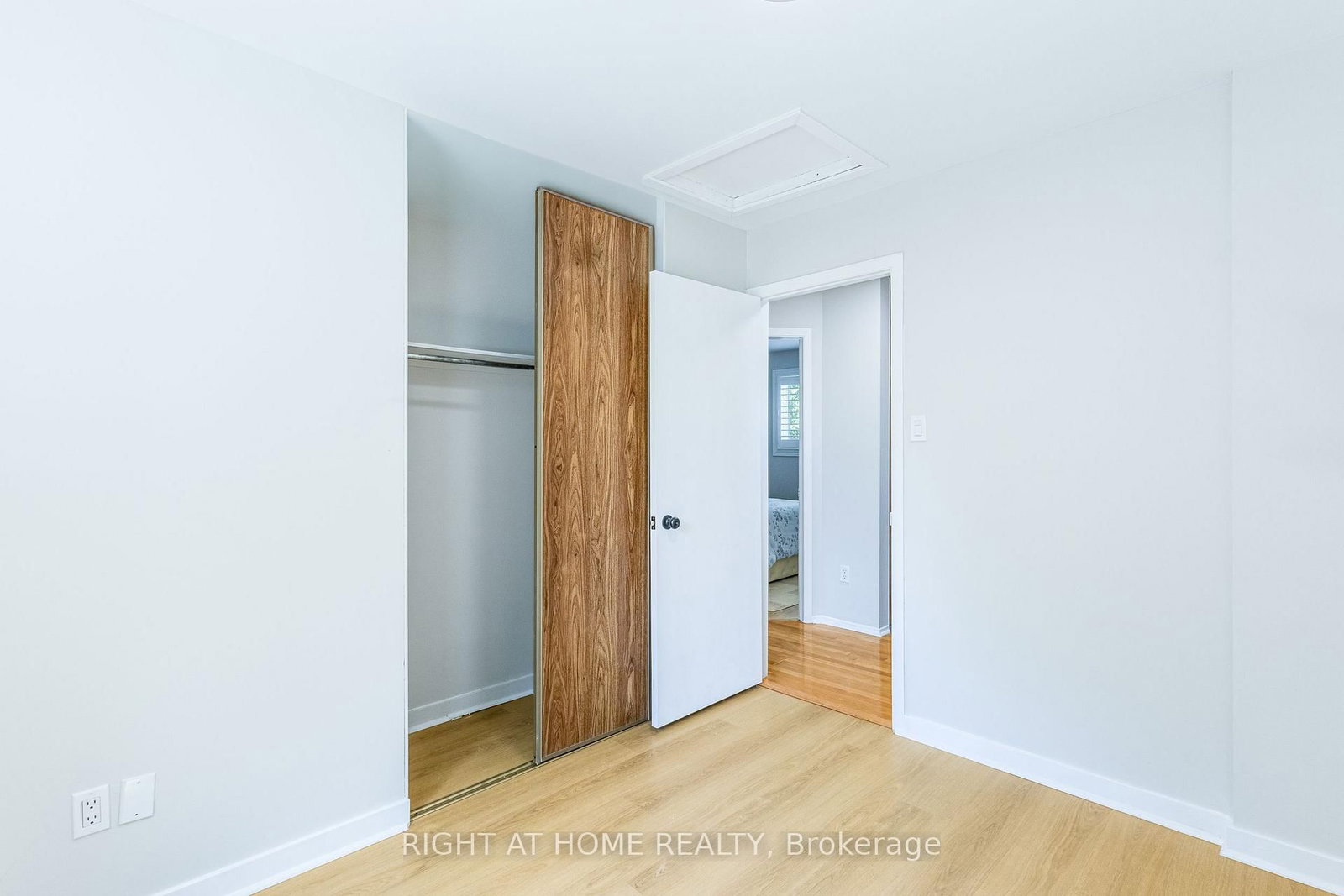 161 Pheasant Run Drive • Ottawa, ON photo 15