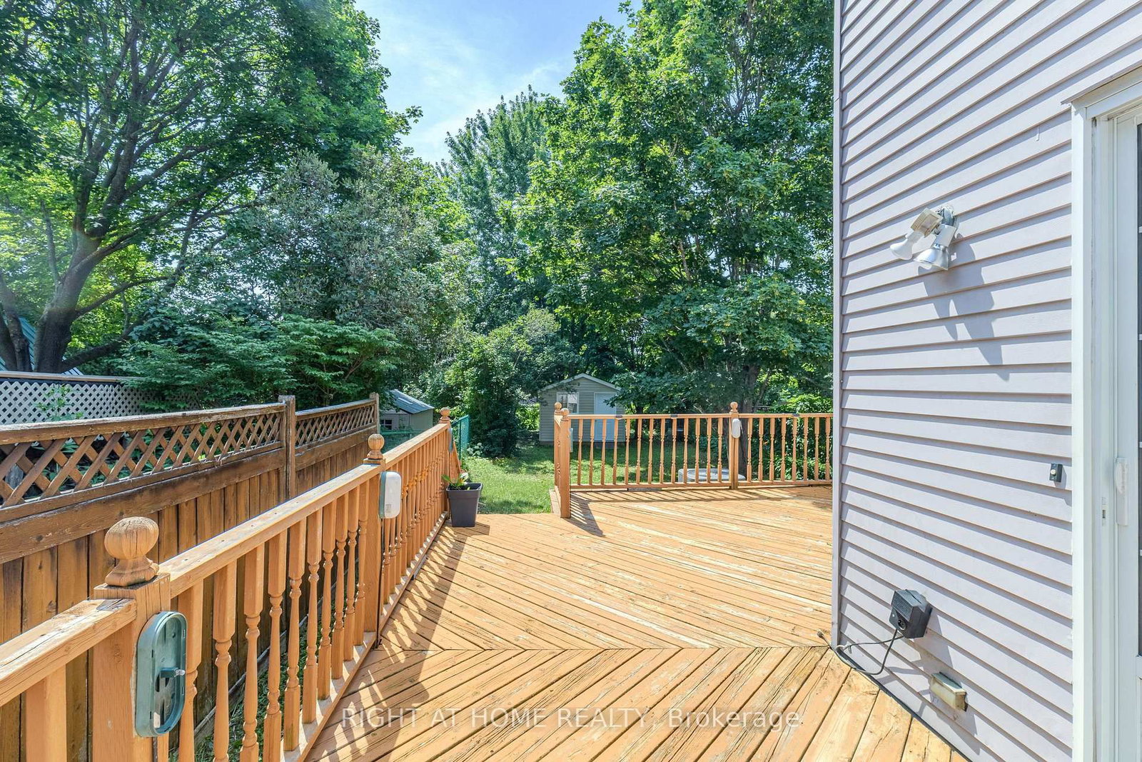 161 Pheasant Run Drive • Ottawa, ON photo 20