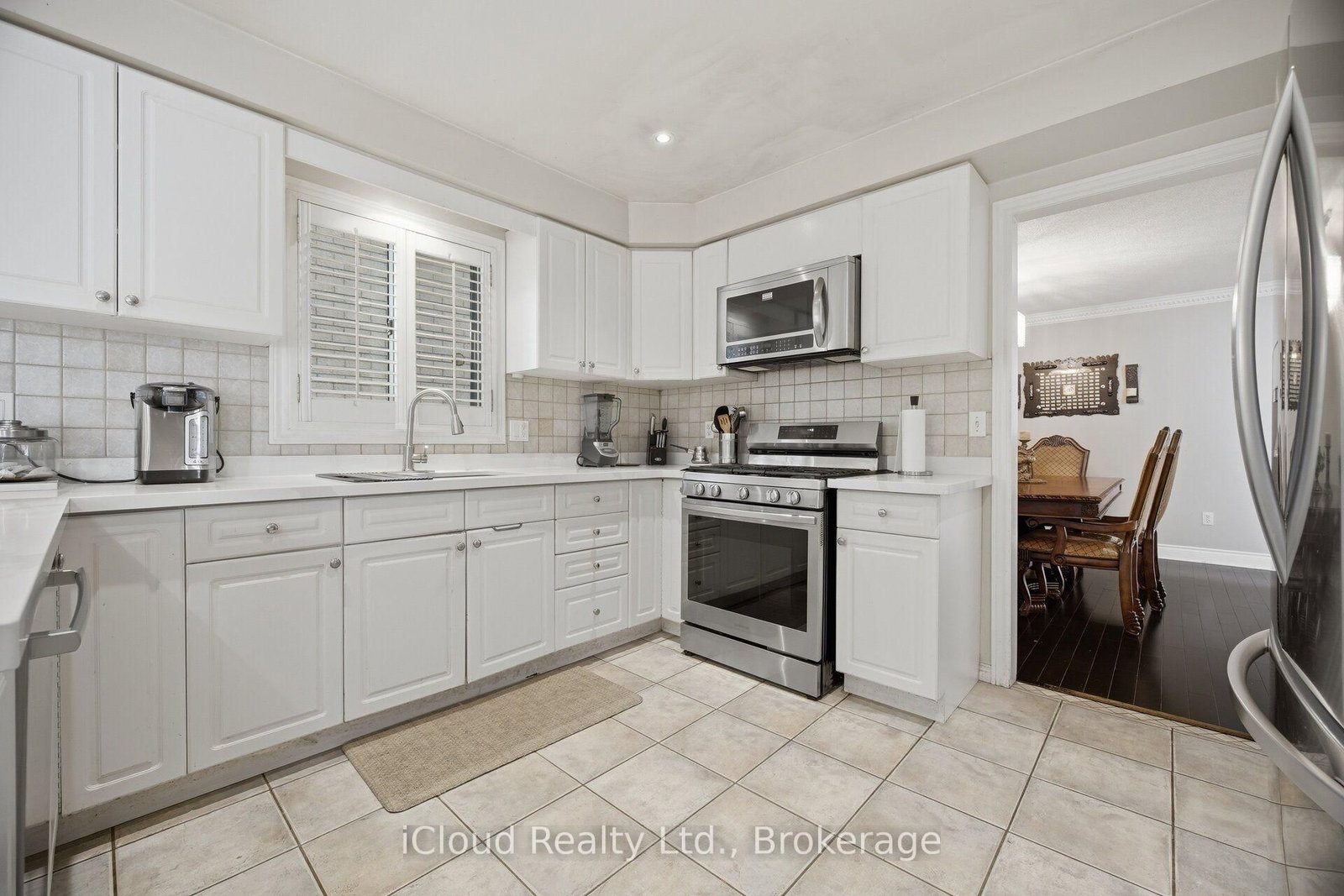 88 Southcreek Court • Hamilton, ON photo 13