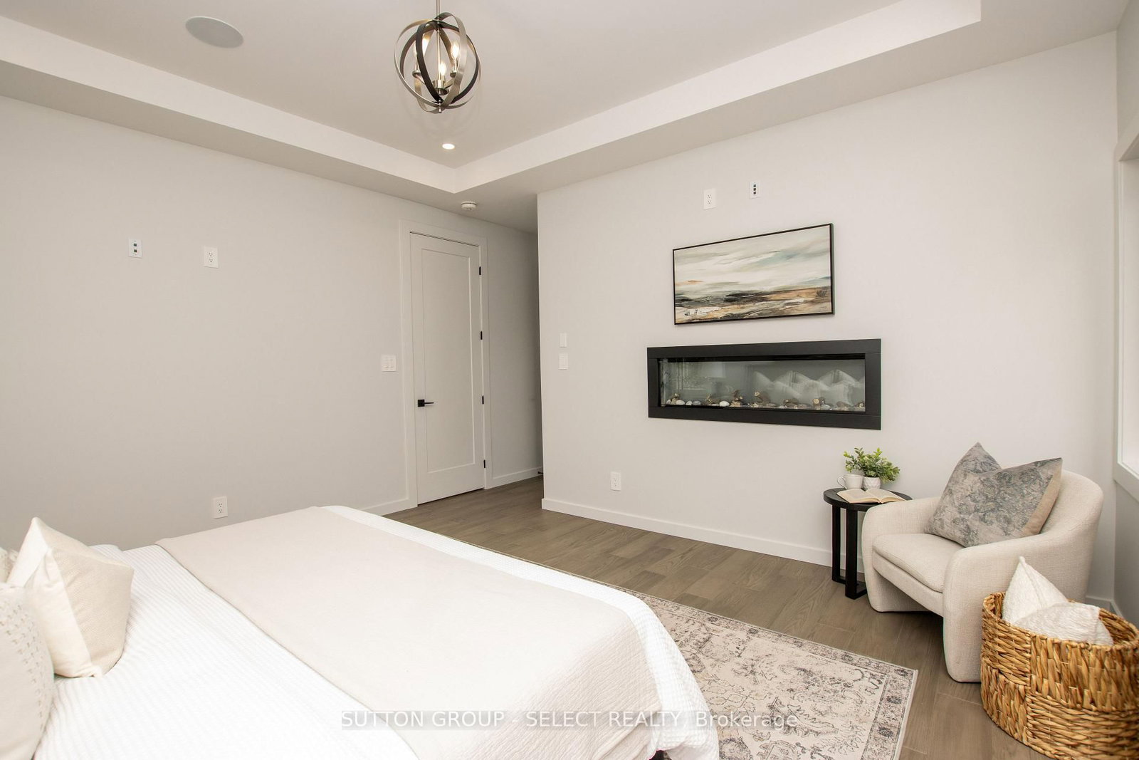 99 Optimist Drive • Southwold, ON photo 18