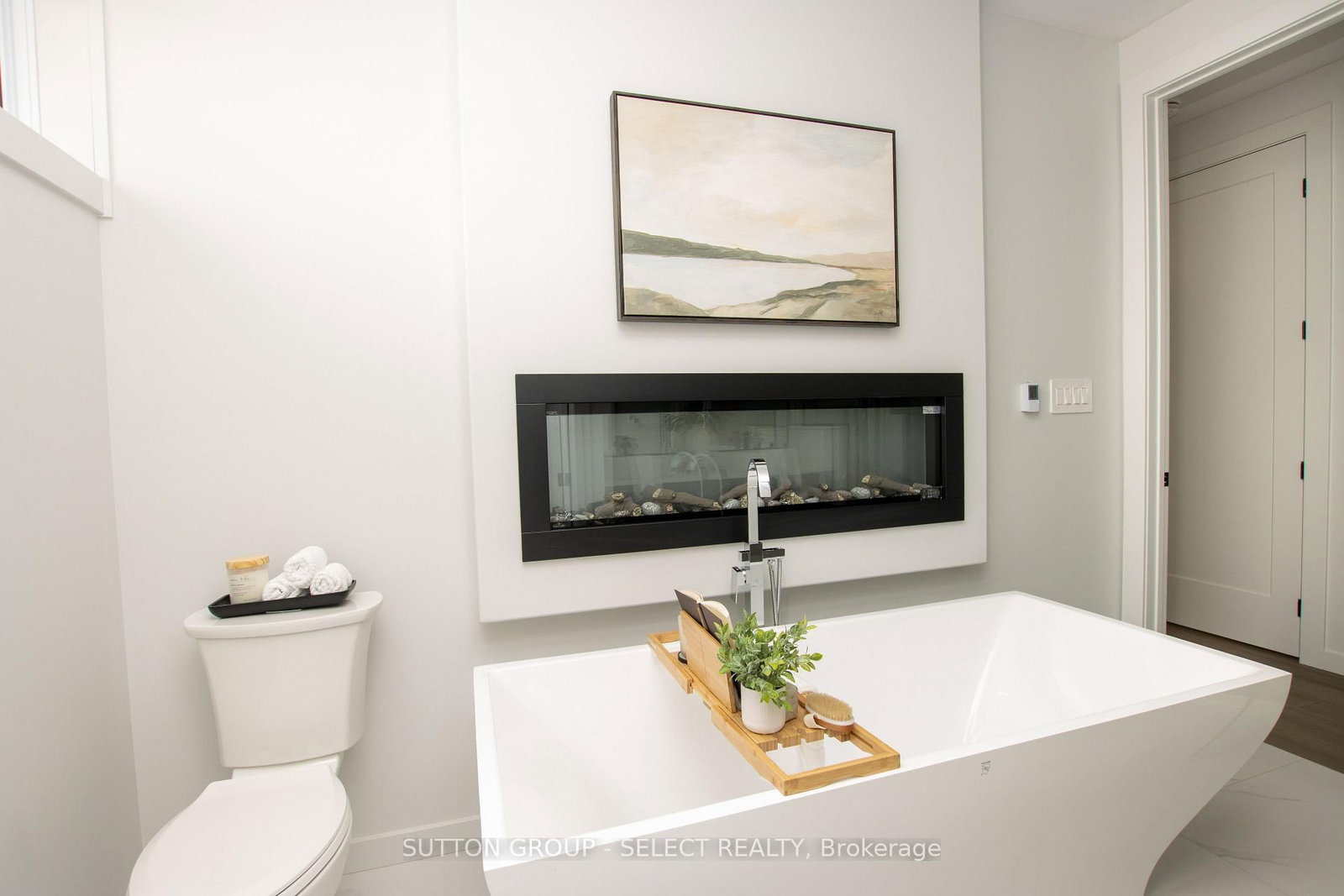 99 Optimist Drive • Southwold, ON photo 22
