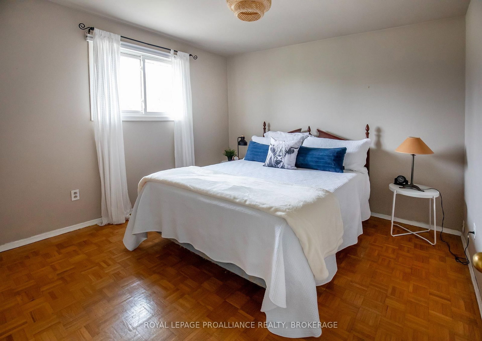 717 Laidlaw Crescent • Kingston, ON photo 15